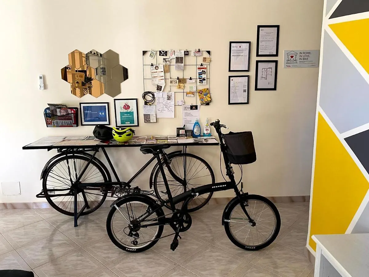 Apartment In Rome In Love In Bike Italy