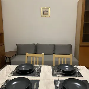 https://lake-front-apartments.it-lombardy.com